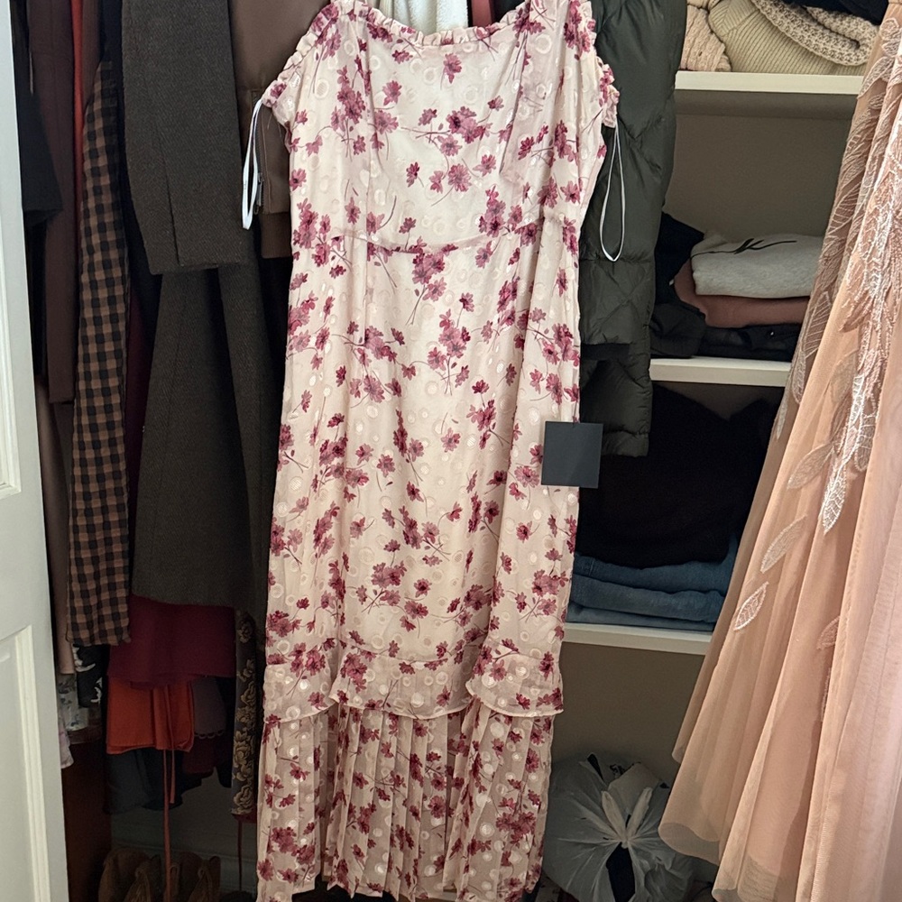 Lulu's Pink Floral Maxi Dress